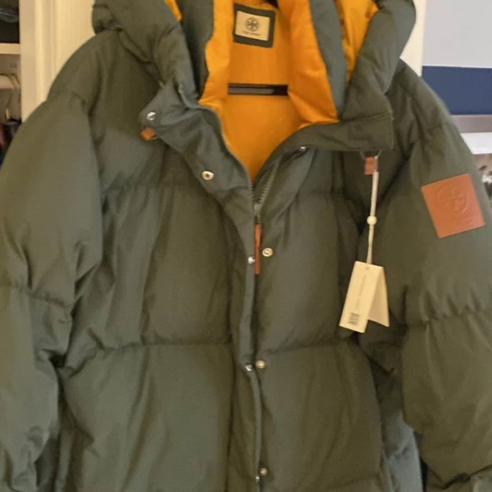Tory Burch Fern Green Puffet Jacket with Mustard Lining. New with tags.